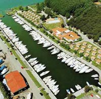 Foto von PORTO TURISTICO RESIDENCE MARINA 3B S.I.T.I. srl