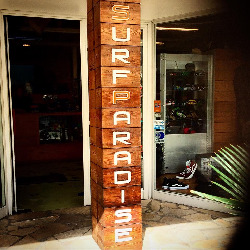 Logo di SURF PARADISE