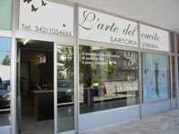 Logo di L'ARTE DEL CUCITO - SARTORIA E STIRERIA