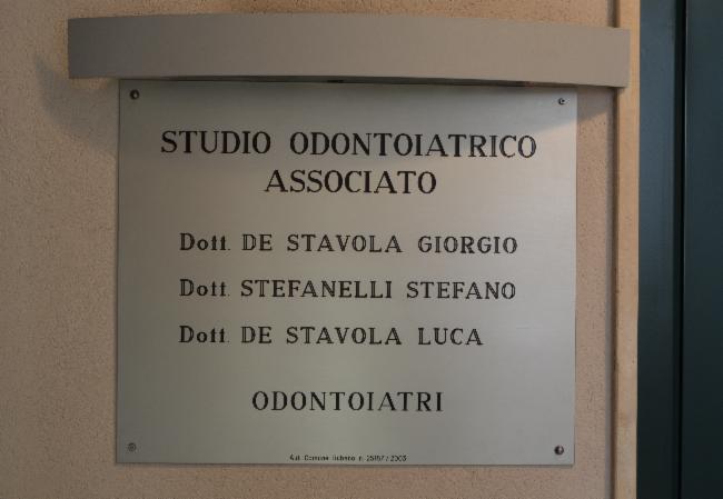 Studio medico dentistico de stavola stefanelli piazza moro 7 ... Studio dentistico stefanelli